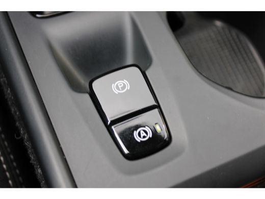 Volvo  XC40 1.5 T4 Recharge R-Design Expression | 360° Camera | Elektrisch glazen panorama-dak | Elektrisch v... ActivLease financial lease