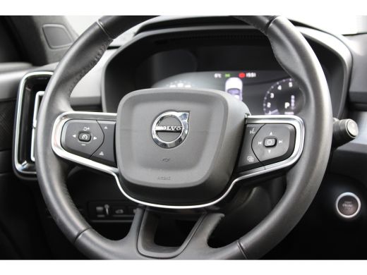 Volvo  XC40 1.5 T4 Recharge R-Design Expression | 360° Camera | Elektrisch glazen panorama-dak | Elektrisch v... ActivLease financial lease