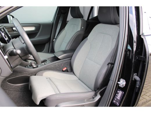 Volvo  XC40 1.5 T4 Recharge R-Design Expression | 360° Camera | Elektrisch glazen panorama-dak | Elektrisch v... ActivLease financial lease