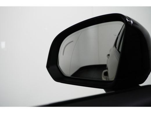 Volvo  XC40 Volvo 1.5 T5 Recharge Plus Dark | Blis | Elektrisch bedienbare stoel | Stoel + Stuurverw | Harman... ActivLease financial lease