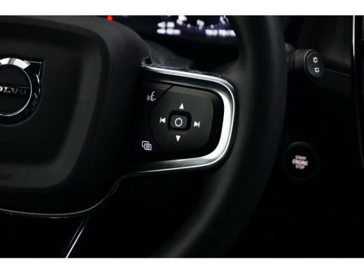 Volvo  XC40 Volvo 1.5 T5 Recharge Plus Dark | Blis | Elektrisch bedienbare stoel | Stoel + Stuurverw | Harman... ActivLease financial lease