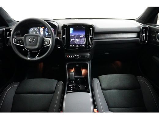 Volvo  XC40 Volvo 1.5 T5 Recharge Plus Dark | Blis | Elektrisch bedienbare stoel | Stoel + Stuurverw | Harman... ActivLease financial lease