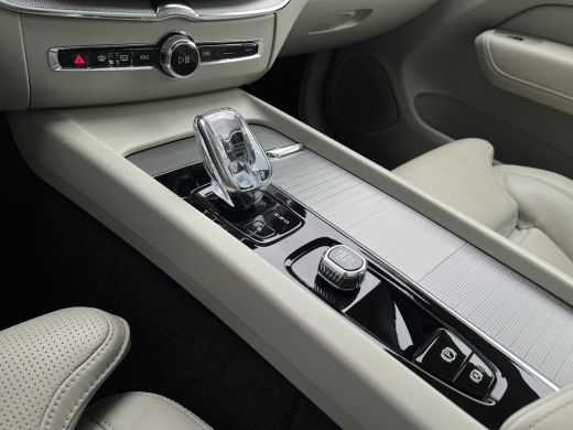 Volvo  XC60 Volvo 2.0 T6 Plug-in Hybrid AWD Inscription | Audio installatie premium | Audio installatie premi... ActivLease financial lease