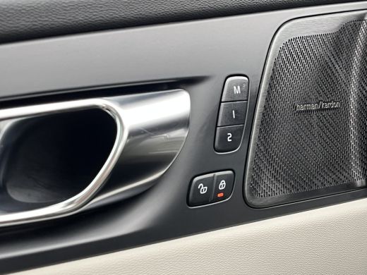 Volvo  XC60 Volvo 2.0 T6 Plug-in Hybrid AWD Inscription | Audio installatie premium | Audio installatie premi... ActivLease financial lease