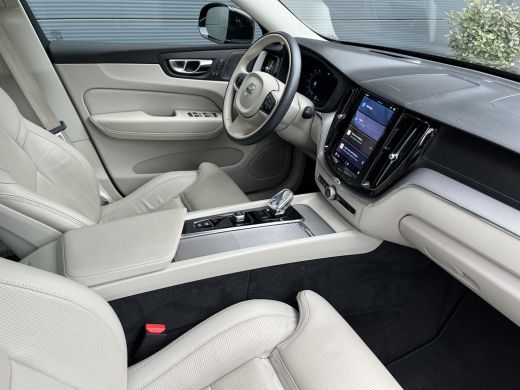 Volvo  XC60 Volvo 2.0 T6 Plug-in Hybrid AWD Inscription | Audio installatie premium | Audio installatie premi... ActivLease financial lease