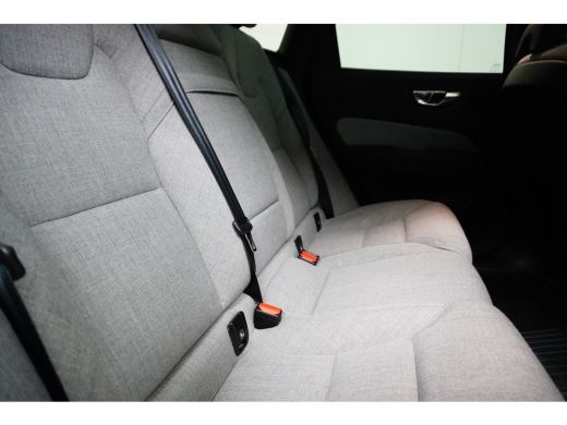Volvo  XC60 Volvo 2.0 T8 Plug-in Hybrid AWD Inscription ActivLease financial lease