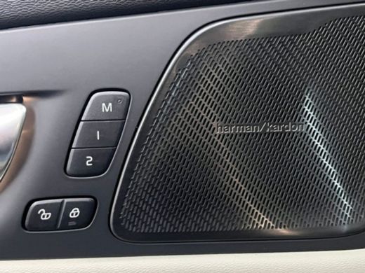 Volvo  XC60 Volvo T6 AWD Ultimate Bright | Luchtvering | 360° Camera | Harman/Kardon | Head-up Display | Pano... ActivLease financial lease