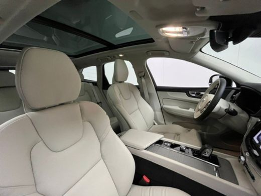 Volvo  XC60 Volvo T6 AWD Ultimate Bright | Luchtvering | 360° Camera | Harman/Kardon | Head-up Display | Pano... ActivLease financial lease