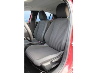 Peugeot 208 Peugeot Active | Carplay | Led | Dab | Cruise | PDC achter Peugeot 208 Active | Carplay | Led | D...