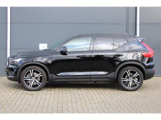 Volvo  XC40 1.5 T4 Recharge R-Design Expression | 360° Camera | Elektrisch glazen panorama-dak | Elektrisch v...
