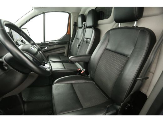 Ford Transit Custom 290 2.0 TDCI L1H1 Sport 185PK Automaat Airco Camera Cruise Carplay PDC LED 3 Persoons 18"LMV Trek... ActivLease financial lease