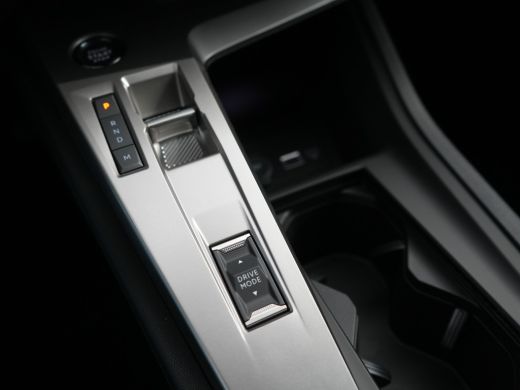 Peugeot 408 Peugeot Allure | Climate control met links/rechts gescheiden regeling en high efficiëncy koolstof... ActivLease financial lease