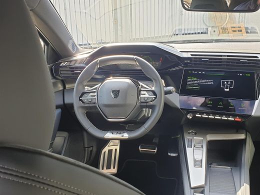 Peugeot 408 Peugeot GT | 19" lichtmetalen velgen 'GRAPHITE' | Adaptieve cruise control | Climate control met ... ActivLease financial lease