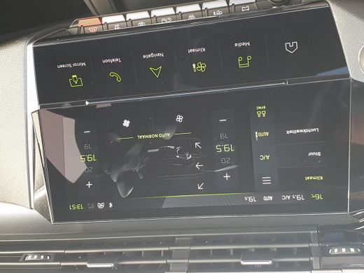 Peugeot 408 Peugeot GT | 19" lichtmetalen velgen 'GRAPHITE' | Adaptieve cruise control | Climate control met ... ActivLease financial lease