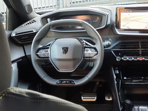 Peugeot e-2008 Peugeot GT - Electric | Advanced Active Safety Brake met camera en radar | Climate Control | Elek... ActivLease financial lease