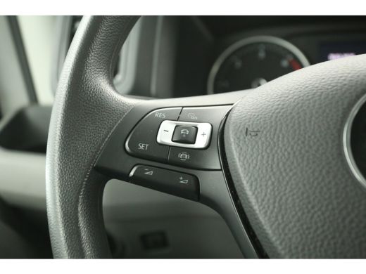 Volkswagen Crafter 35 2.0 TDI L3H2 DSG Automaat 141PK Airco Camera Carplay Cruise Navigatie 3 Persoons ActivLease financial lease