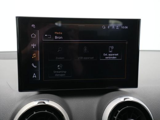 Audi Q2 35 TFSI S Edition S Line Navigatie Black Edition Virtual Cockpit ActivLease financial lease
