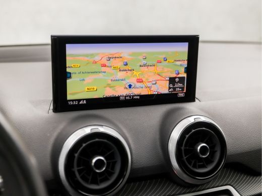 Audi Q2 35 TFSI S-Line Sport 150Pk Automaat (SCHUIFDAK, VIRTUAL COCKPIT, APPLE CARPLAY, BANG&OLUFSEN, STO... ActivLease financial lease