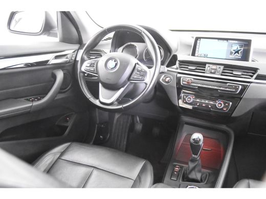 BMW X1 sDrive18i *1ste Eigenaar*Leer*Panoramadak*Stoelverwarming* ActivLease financial lease