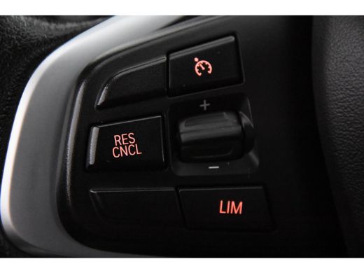 BMW X1 sDrive18i *1ste Eigenaar*Leer*Panoramadak*Stoelverwarming* ActivLease financial lease