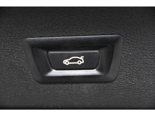 BMW X1 sDrive18i *1ste Eigenaar*Leer*Panoramadak*Stoelverwarming* ActivLease financial lease