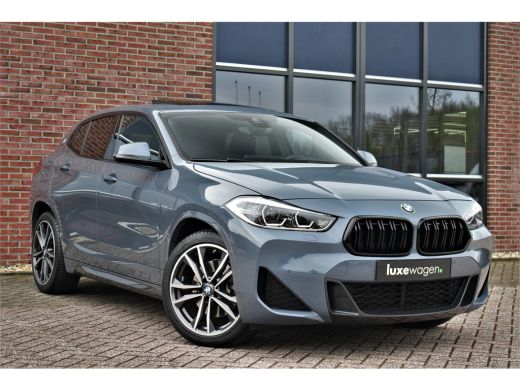 BMW X2 xDrive25e M-Sport Pano ACC HUD H/K El-zetels Camera ActivLease financial lease