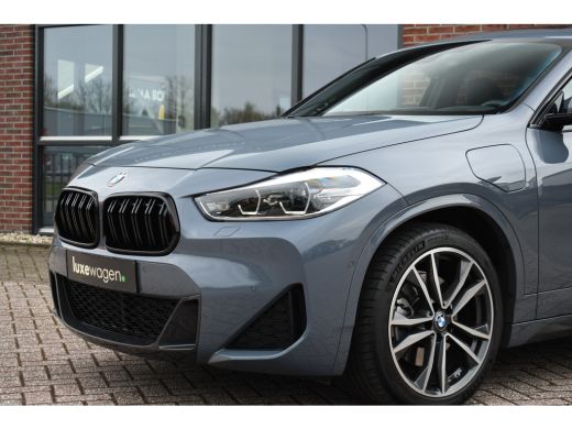 BMW X2 xDrive25e M-Sport Pano ACC HUD H/K El-zetels Camera ActivLease financial lease