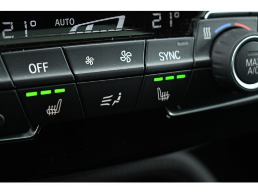 BMW X2 xDrive25e M-Sport Pano ACC HUD H/K El-zetels Camera ActivLease financial lease