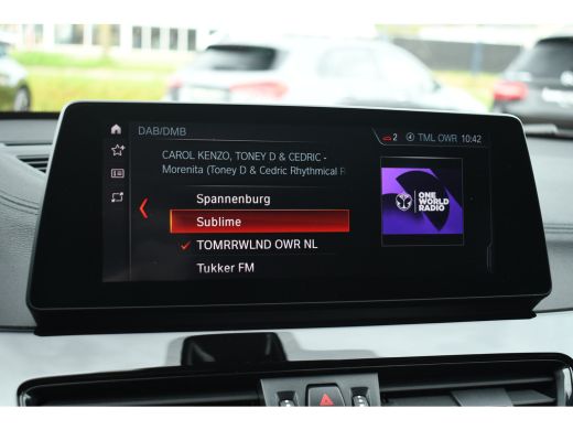 BMW X2 xDrive25e M-Sport Pano ACC HUD H/K El-zetels Camera ActivLease financial lease