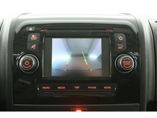 Citroën Jumper 30 2.0 BlueHDi L2H2 Airco Camera Cruise PDC 3 Persoons Elektrpakket ActivLease financial lease
