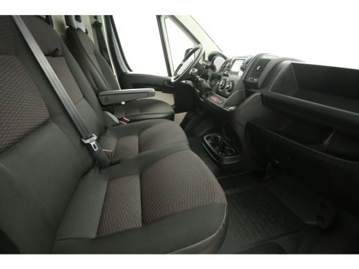 Citroën Jumper 30 2.0 BlueHDi L2H2 Airco Camera Cruise PDC 3 Persoons Elektrpakket ActivLease financial lease