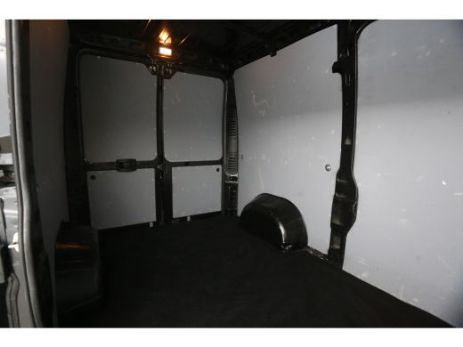 Citroën Jumper 30 2.0 BlueHDi L2H2 Airco Camera Cruise PDC 3 Persoons Elektrpakket ActivLease financial lease