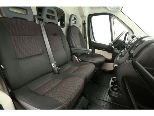 Citroën Jumper 30 2.0 BlueHDi L2H2 Airco Camera Cruise PDC 3 Persoons Elektrpakket ActivLease financial lease