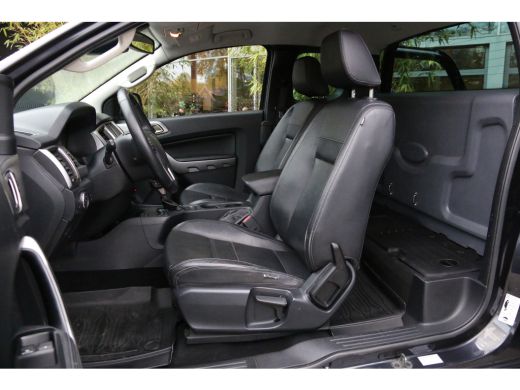 Ford Ranger 2.0 EcoBlue Limited Super Cab | Sportbar | Trekhaak | Leren bekleding | Stoelverwarming ActivLease financial lease
