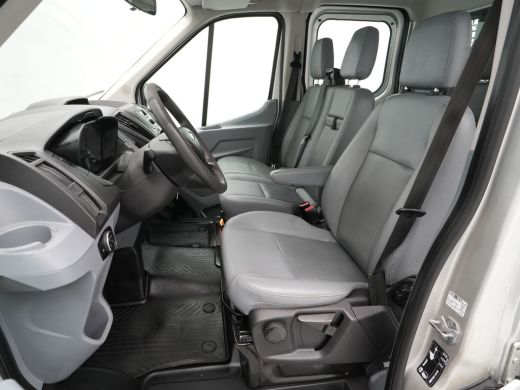 Ford Transit 350 2.0 TDCI L2H1 DC Ambiente Bluetooth Metallic Radio Kunstleder ActivLease financial lease
