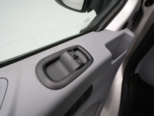 Ford Transit 350 2.0 TDCI L2H1 DC Ambiente Bluetooth Metallic Radio Kunstleder ActivLease financial lease