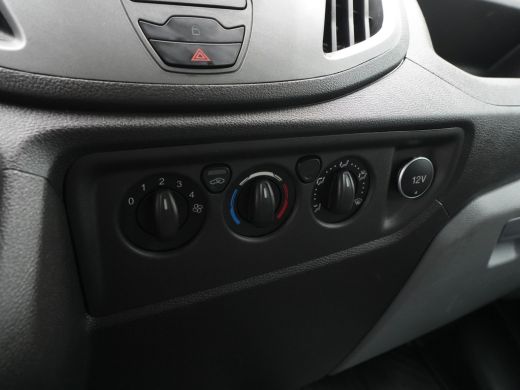 Ford Transit 350 2.0 TDCI L2H1 DC Ambiente Bluetooth Metallic Radio Kunstleder ActivLease financial lease