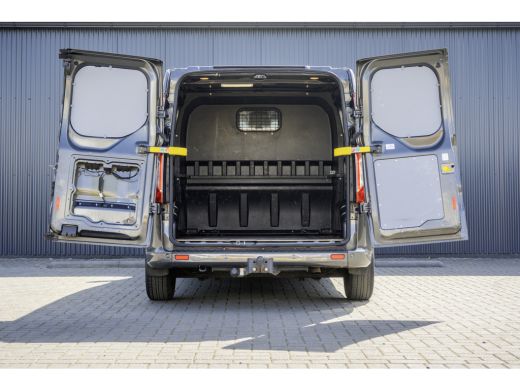 Ford Transit Custom 2.0 TDCI L2H1 Sport | 170 PK | 5-Zits | Schuifdeur L+ R | Android Auto | Camera | Navigatie | PDC... ActivLease financial lease