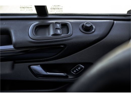 Ford Transit Custom 2.0 TDCI L2H1 Sport | 170 PK | 5-Zits | Schuifdeur L+ R | Android Auto | Camera | Navigatie | PDC... ActivLease financial lease