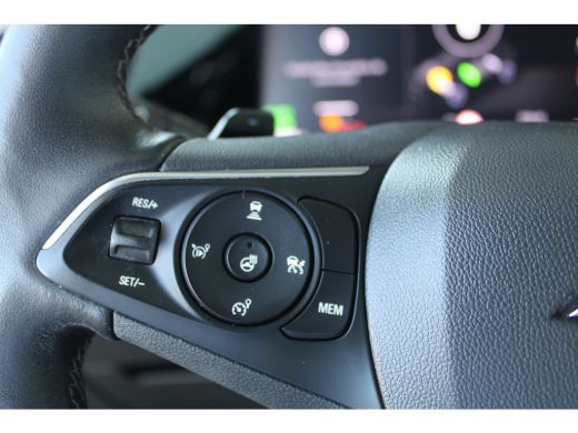 Opel Grandland Opel Ultimate 4x4 300pk | LEDER | Led matrix | Navi | ActivLease financial lease