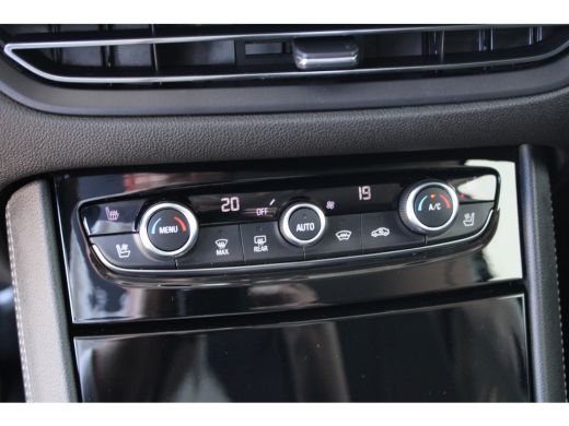 Opel Grandland Opel Ultimate 4x4 300pk | LEDER | Led matrix | Navi | ActivLease financial lease