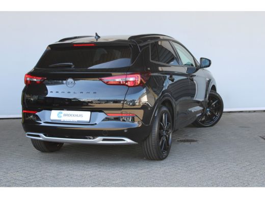 Opel Grandland Opel Ultimate 4x4 300pk | LEDER | Led matrix | Navi | ActivLease financial lease