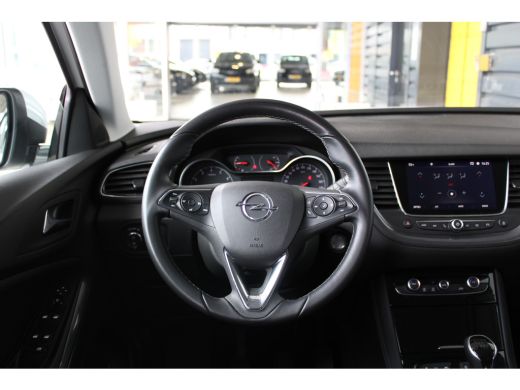Opel Grandland X 1.2 Turbo Business Executive | Dodehoek detectie | Koplampen adaptief | Lichtmetalen velgen 18" ActivLease financial lease
