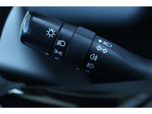 Peugeot 108 1.0 e-VTi Active | Achterbank in delen neerklapbaar | Audio installatie | Bluetooth telefoonvoorb... ActivLease financial lease