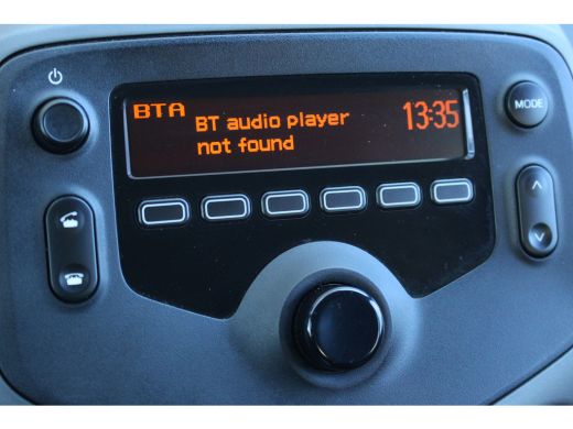 Peugeot 108 1.0 e-VTi Active | Achterbank in delen neerklapbaar | Audio installatie | Bluetooth telefoonvoorb... ActivLease financial lease
