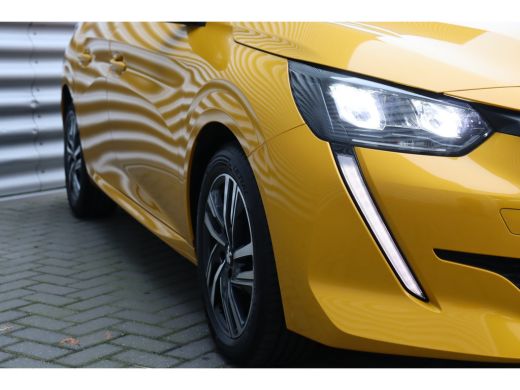 Peugeot 208 1.2 PURETECH 100PK ALLURE / NAVI / LEDER / CLIMA / FULL-LED / 16" LMV / 1E EIGENAAR / NIEUWSTAAT !! ActivLease financial lease