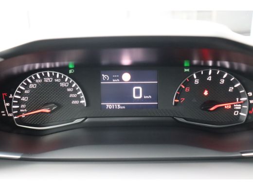 Peugeot 208 1.2 PURETECH 100PK ALLURE / NAVI / LEDER / CLIMA / FULL-LED / 16" LMV / 1E EIGENAAR / NIEUWSTAAT !! ActivLease financial lease