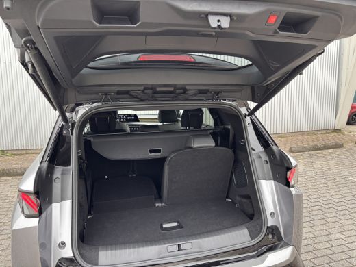 Peugeot E-5008 Peugeot GT Avantage 73 kWh | Cruise control adaptief met Stop&Go | Dodehoek detectie | Elektrisch... ActivLease financial lease
