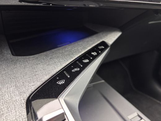 Peugeot E-5008 Peugeot GT Avantage 73 kWh | Cruise control adaptief met Stop&Go | Dodehoek detectie | Elektrisch... ActivLease financial lease