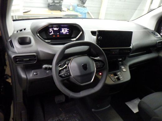 Peugeot Partner Peugeot 1.5 BlueHDi 130 PK AUTOMAAT | TREKHAAK | PARKEERSENSOREN | CAMERA | CLIMATE CONTROLE | BE... ActivLease financial lease